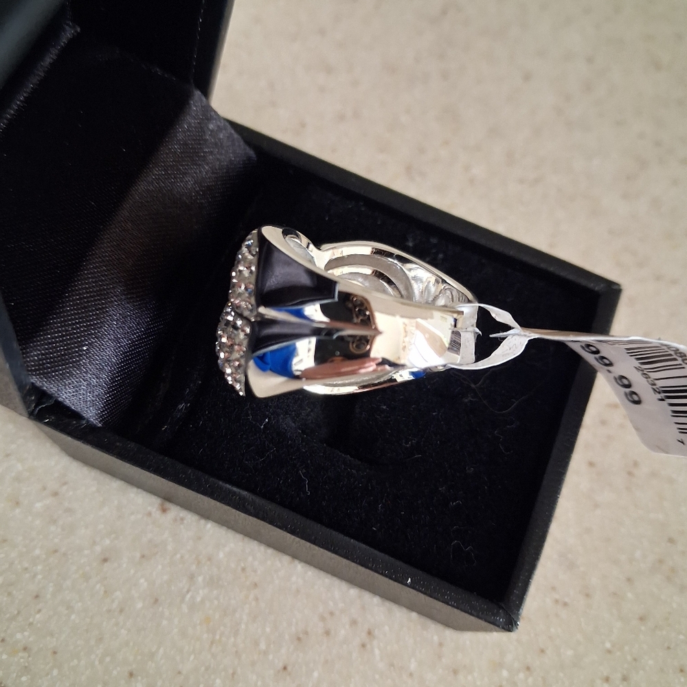 Crystal Ring - Picture 2 of 5